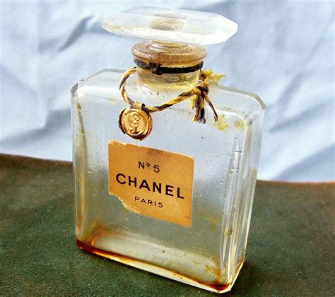 vintage chanel perfume bottle|decorative empty Chanel perfume bottles.